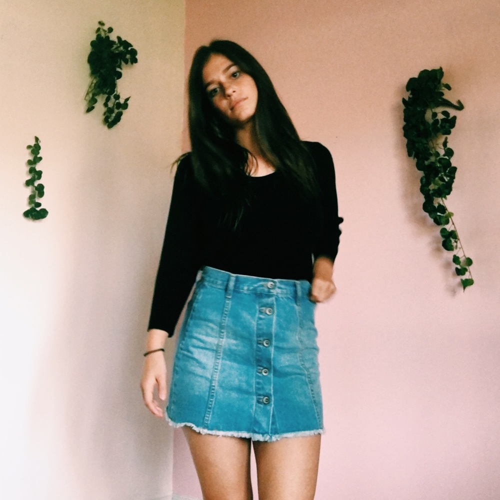 quarter sleeve knit sweater
